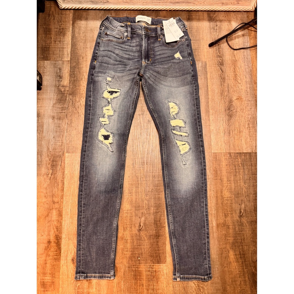 Abercrombie Kids Super Skinny Distressed Jeans Medium‎ Wash Size 13/14 Long NWT